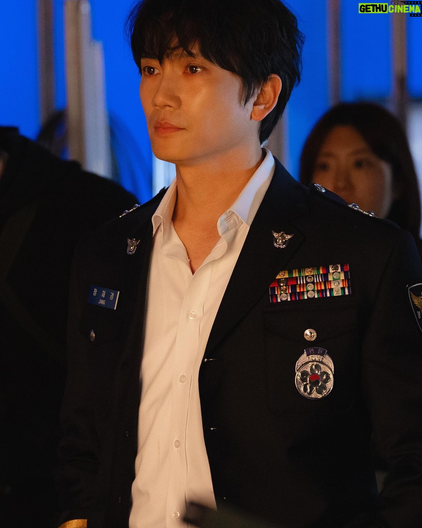 Ji Sung - 170.9K Likes - #sbs #커넥션 #connection #지성 #jisung