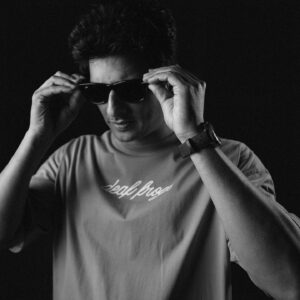 Jiiva Instagram - YOU ! 

Direction - @aadhavkannadhasan 
Cinematographer - @gowtham__rajendran 
Edit - @an_editor_ajmj 
Production: @deaffrogsofficial 

#ActorLife #ActorsOnInstagram #OnSet #BehindTheScenes #ActorLife
#FilmMaking #ActorsofInstagram #SetLife #ActorsLife #BehindTheScenes #ActorDaily
#FilmIndustry #ActorsLifeStyle #ActorsGrind
#ActorCommunity #ActorsWorld#ActorStudio #ActingSkills #ActorInspiration
#actorjourney