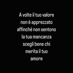 Jill Cooper Instagram - A volte il tuo valore 
non è apprezzato
affinché non sentono 
la tua mancanza
scegli bene chi 
merita il tuo
amore
✅ il primo passo di amarti di più e di farti amare❤️

#jillcoopersuperjump #jillcooper #motivation #