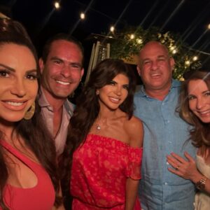 Jill Zarin Instagram - Rehearsal dinner for our 11th annual luxury luncheon, can’t wait for the big day today!! 🍝 thank you @arthurandsons for the best night ❤️