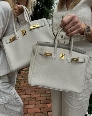 Jill Zarin Instagram - Hamptons Housewives or Long Island Ladies @mrsjillzarin I adore you and our catch ups, we could talk for hours and always have 10 conversations going at once. You are one of kind, and us showing up in our matching “Beton” Birkins was just 🤣👌 @michaelcostefr your favourite summer color. Missed you @allyshapiro