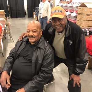 Jim Brown Instagram - Good times with the great Leroy Kelly...! #clevelandbrowns #legends #midwestsportsspectacular