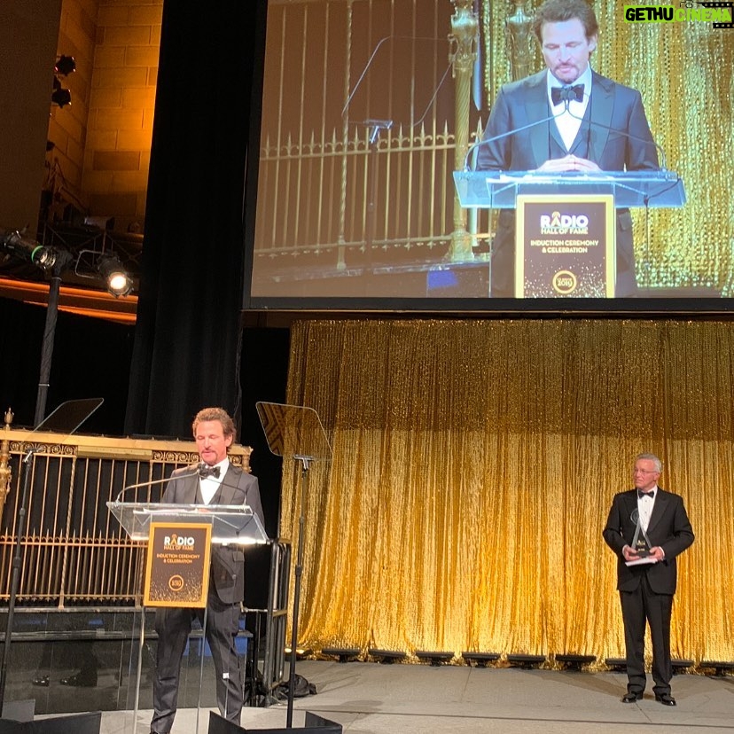 Jim Rome - 1.9K Likes - Must have been a rager last night. Left my coat in a bar and my phone in an Uber. At least the driver wasnāt very pissed when we asked if he could bring it back. #RadioHallofFame #AtLeastIDidnātDropitinthebLakeAgain