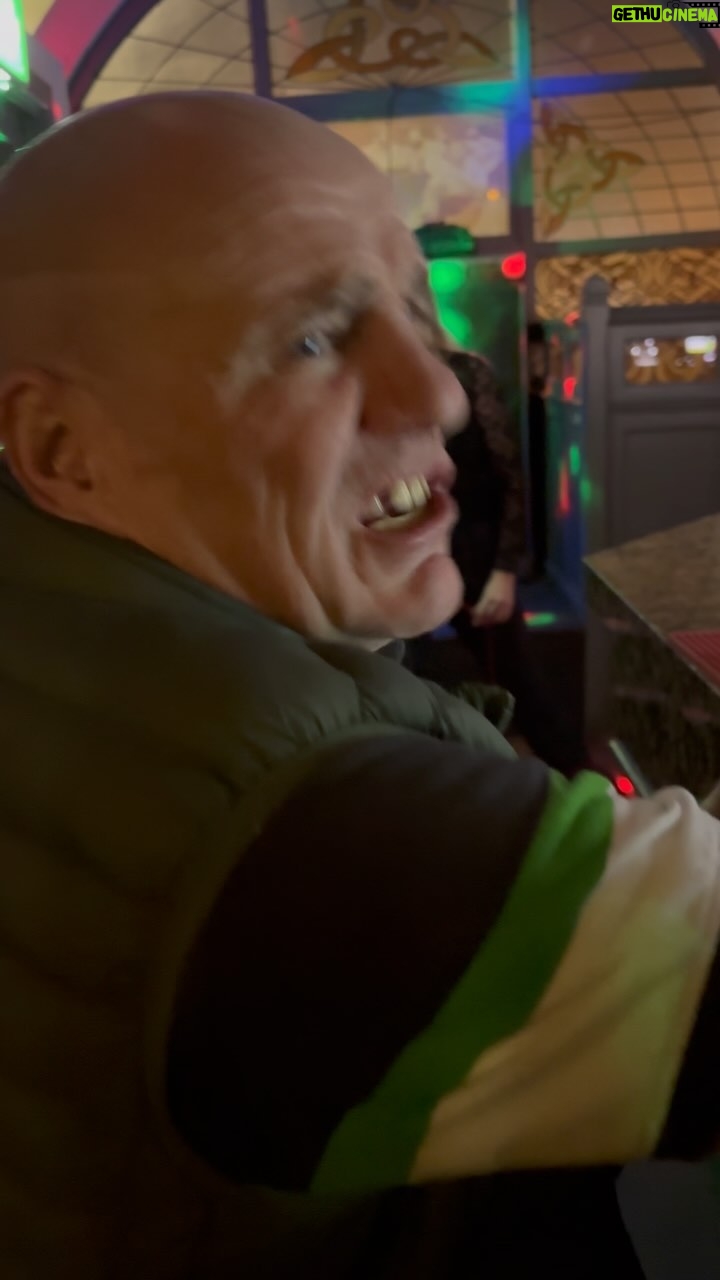 Jimeoin - 151 Likes - Love Belfast. Great way to finish a great tour. Fucking class