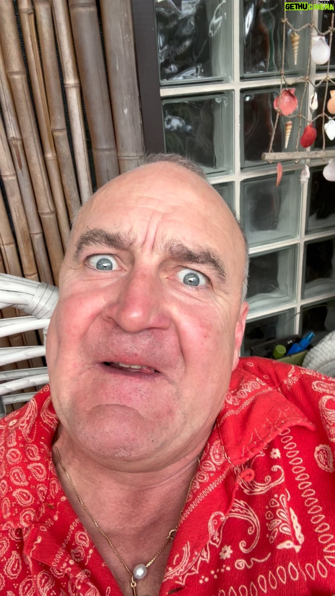 Jimeoin - 5.3K Likes - Xmas gag