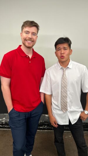 Jimmy Donaldson Instagram - Finally met Sigma 🤝