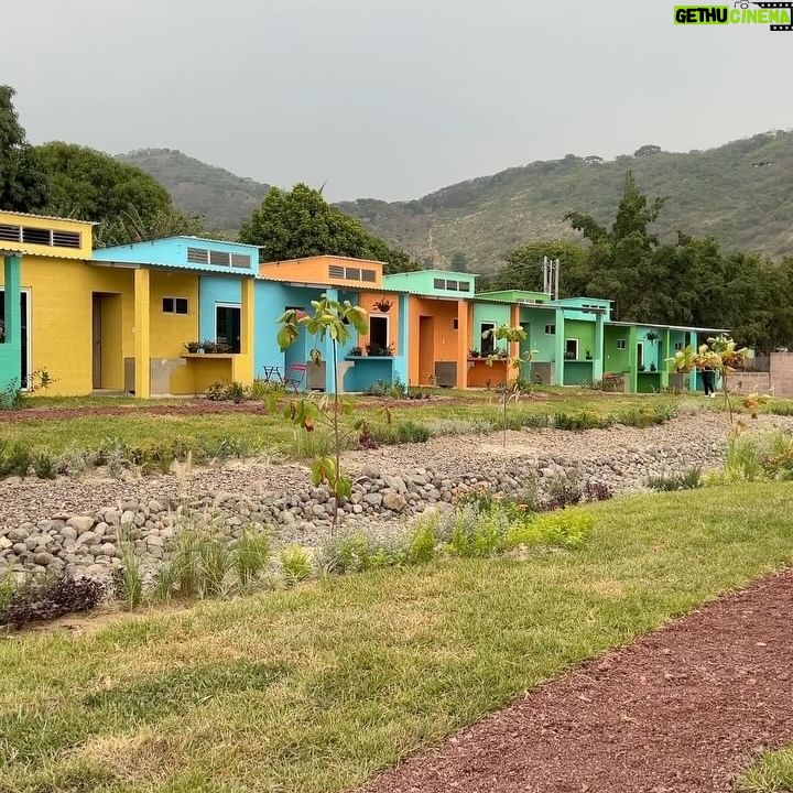 Jimmy Donaldson - 3.8 Million Likes - We built 100 houses and gave them to 100 families! Genuinely one of my favorite videos, made me cry multiple times 😭