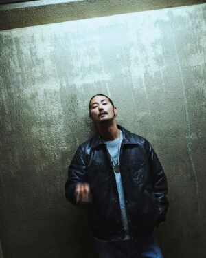 Jin Dogg Instagram - @blackeyepatch 
@avirex_jp
