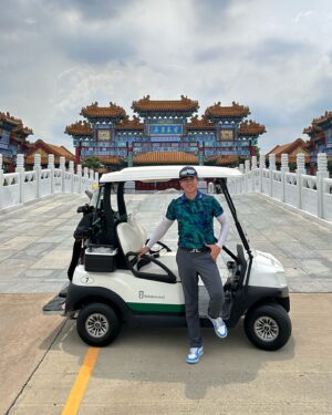 Jiravich Pongpaijit Instagram - มาที่นี่ครั้งที่ 3 break score ดีที่สุดได้แล้ว เรียนกับ @par88_golfclub พัฒนาขึ้นอีกระดับจริงๆ ☺️🙌🏻💯🥰 
#robinswoodgolfclub  #par88golfacademy
