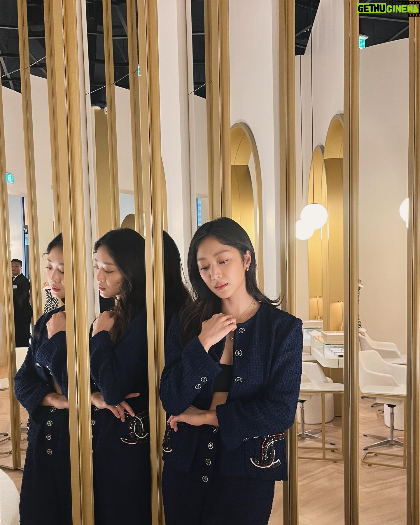 Jo Bo-ah - 253.8K Likes - 💍🩵
.
.
.
#샤넬#코코크러쉬팝업#CHANEL