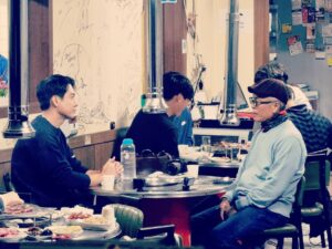 Jo Hyun-jae Instagram - #허영만 선생님과 참 좋은 시간보냈습니다~^^
이날 몸살감기로 엄청 붓고 몸이안좋았는데 잘먹고 선생님과 잘놀고왔어요~^^#감사합니다선생님 ~ #🙏 #허영만백반기행