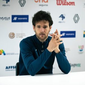 João Sousa Instagram - Chega ao fim uma temporada de 2023 desafiante e muito desgastante. Feliz por ter tido a oportunidade de competir em Portugal mais vezes mas triste por não poder fazê-lo sempre nas melhores condições e consequentemente não ter alcançado os meus objectivos. Agora é tempo de descansar e refletir sobre o meu futuro! 
Obrigado a todos pelo vosso incrível apoio e carinho SEMPRE! 🇵🇹❤️🎾

2023 it’s over and what a challenging year it was. I was happy to be able to perform in my country and with my people many more times but also sad to not be able to do it on my full physical capacity. Now is time to rest and think about my future. Thanks for your great support always. 🎾❤️