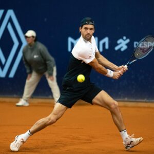 João Sousa Instagram - Chega ao fim uma temporada de 2023 desafiante e muito desgastante. Feliz por ter tido a oportunidade de competir em Portugal mais vezes mas triste por não poder fazê-lo sempre nas melhores condições e consequentemente não ter alcançado os meus objectivos. Agora é tempo de descansar e refletir sobre o meu futuro! 
Obrigado a todos pelo vosso incrível apoio e carinho SEMPRE! 🇵🇹❤️🎾

2023 it’s over and what a challenging year it was. I was happy to be able to perform in my country and with my people many more times but also sad to not be able to do it on my full physical capacity. Now is time to rest and think about my future. Thanks for your great support always. 🎾❤️