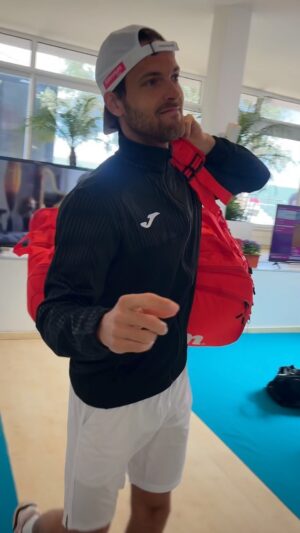 João Sousa Instagram - Obrigado a todos os que fizeram parte de um dia muito especial para mim! 35!!💪🇵🇹❤️