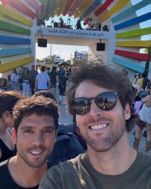 João Sousa Instagram - New experience unlocked!!🔓🙏💪

Obrigado @nos_alive e @asuspt pela óptima experiência. 
@dualipa não desiludiu! 👌👍