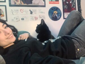 Jodelle Ferland Instagram - kitty cuddles🖤