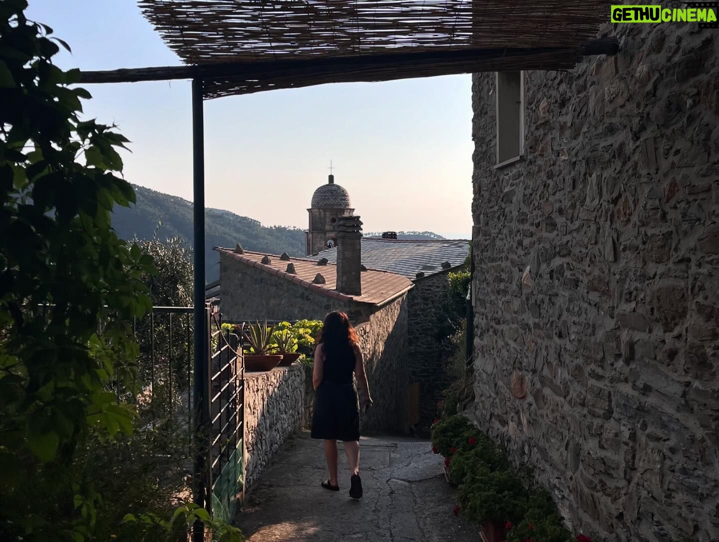 Jodi Balfour - 4.3K Likes - back from Italy where I left my mind, got heat rash every day and said “wow” about one thousand times.