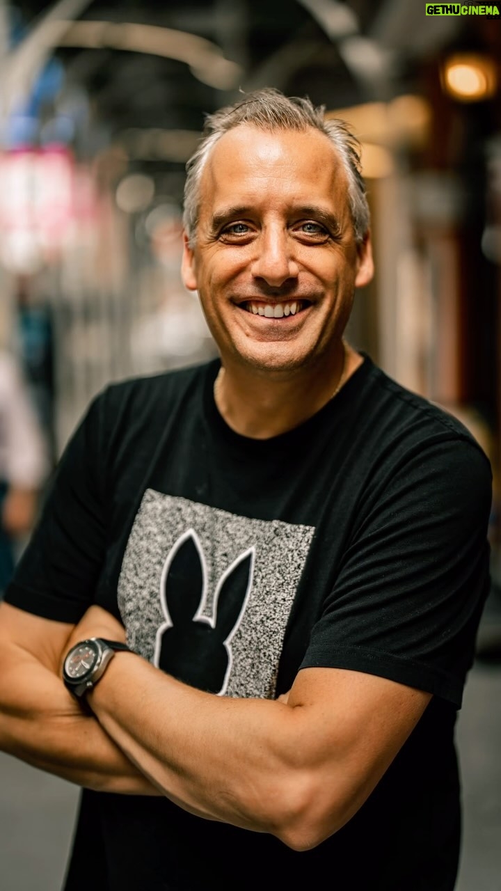 Joe Gatto - 119.7K Likes - It was pleasure meeting you! @joe_gatto such an awesome encounter 🙌
.
.
#nyc #streetphotography #fyp #sonyalpha #presets #adobe
