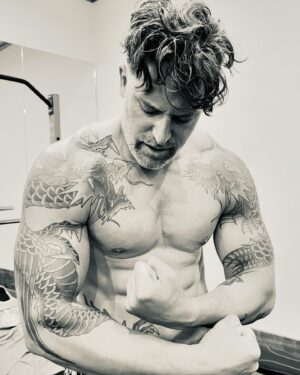 Joe Manganiello Instagram - 📸: @caitlin__oconnor 🖤