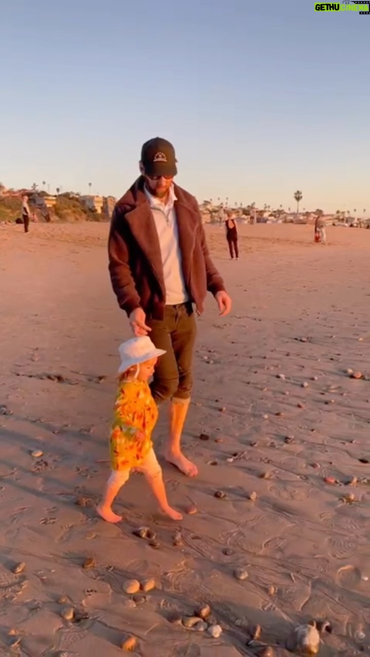 Joel David Moore - 2.1K Likes - I love her so much