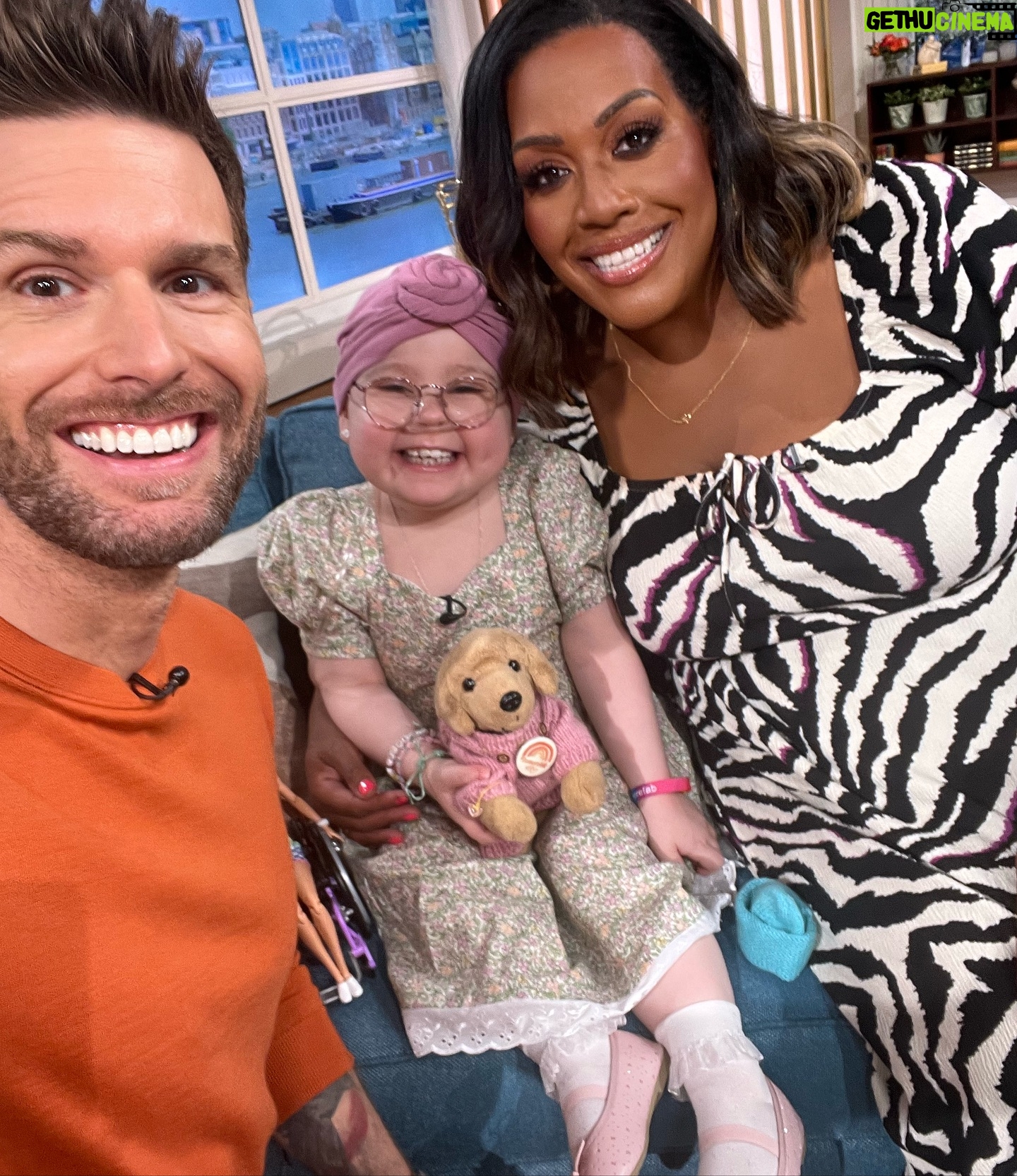Joel Dommett - 7K Likes - A dreamy few days hosting @thismorning with the Hammond. Especially Florrie!