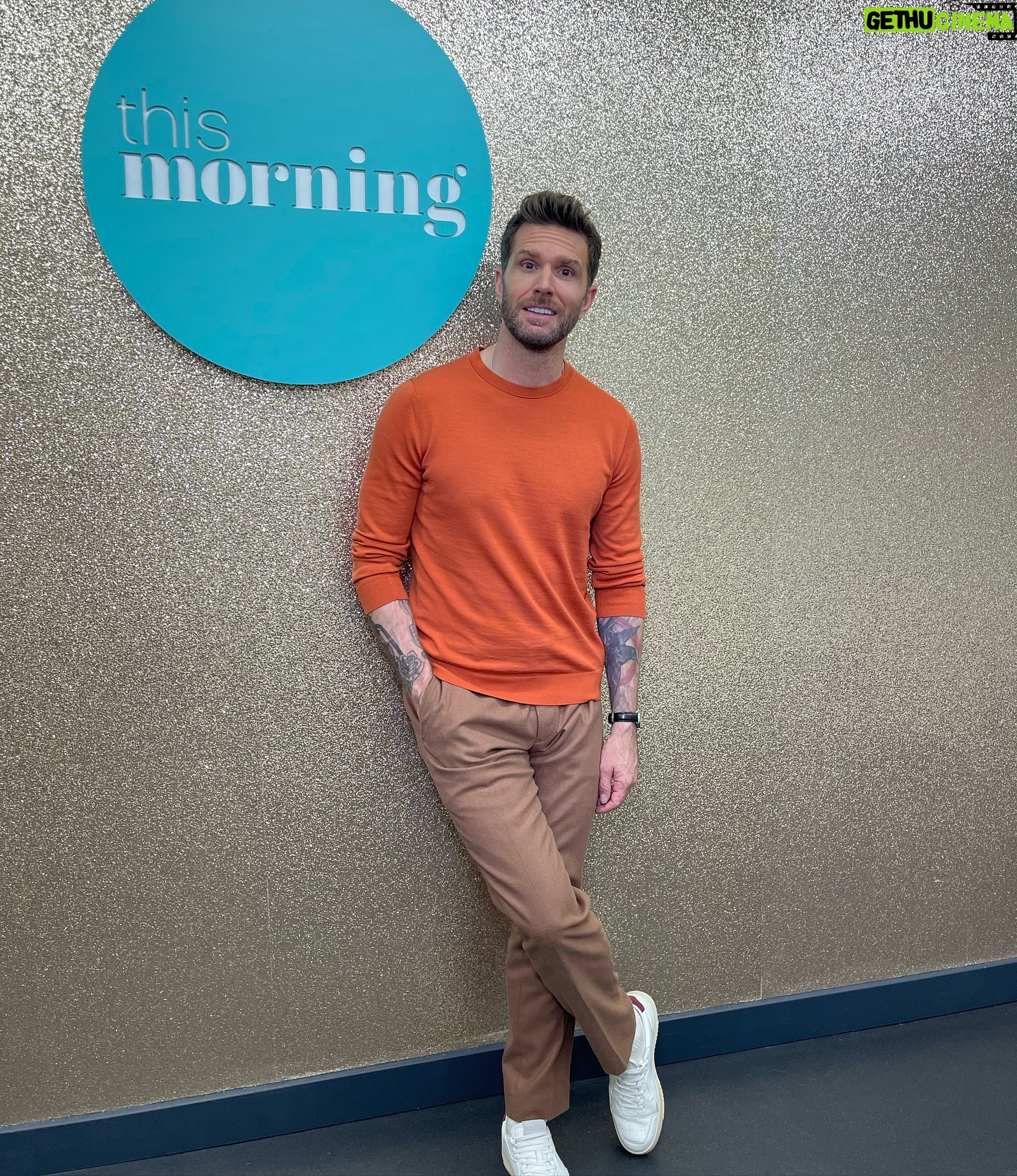 Joel Dommett - 7K Likes - A dreamy few days hosting @thismorning with the Hammond. Especially Florrie!