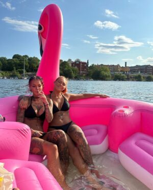 Johanna Ottosson Instagram - En bättre version av ✨sommar✨