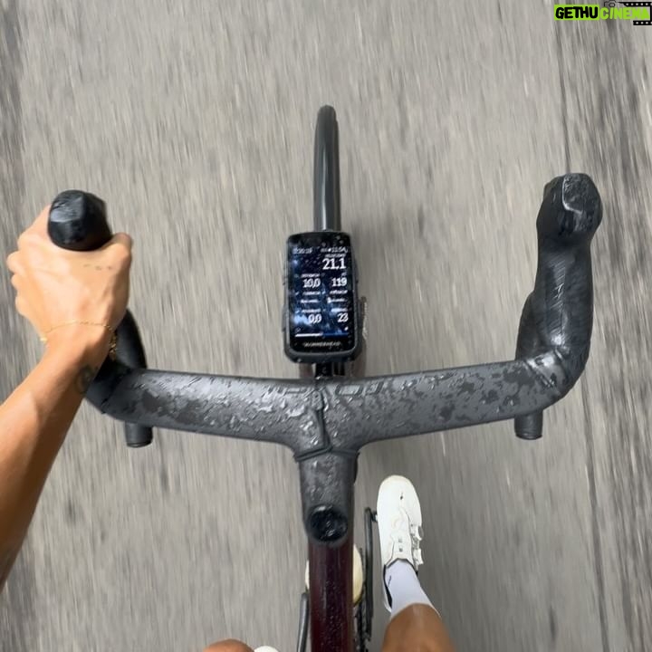 Johanna Solano - 28.6K Likes - Al final del día SIEMPRE hay algo por lo que agradecer! 🙏🏽