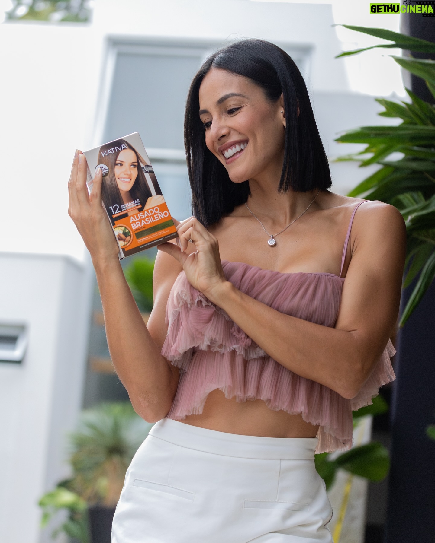 Johanna Solano - 10.9K Likes - Amo mi cabello ahora más que nunca! 😍 Y sin duda el tratamiento de Alisado Brasileño de @kativacostarica tiene mucho que ver! 🙏🏽 Siento mi cabello fresco, brillante, suave y lo mejor: hecho en casa pero siempre con acabado profesional! Lo amo! ❤️
#kativa #kativacostarica #alisado #alisadobrasileño #vegan #vegano #crueltyfree #crueltyfreebeauty #libredecrueldad