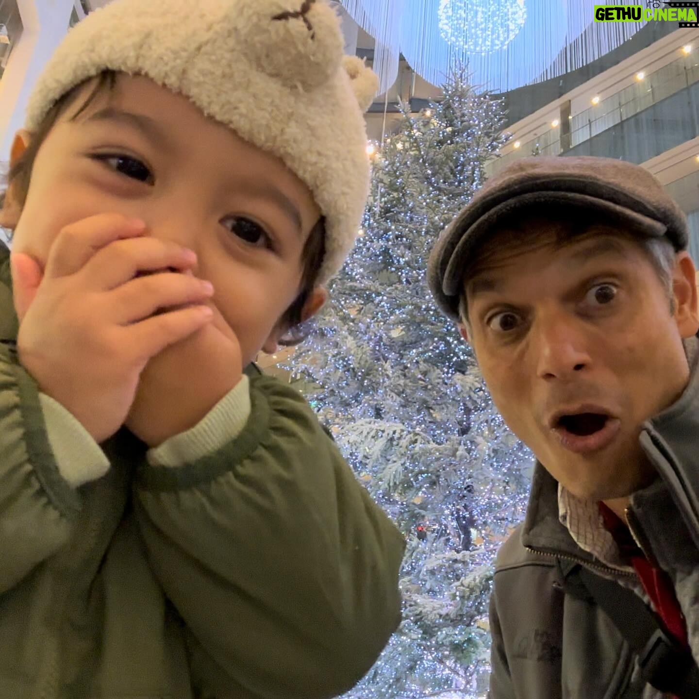 John Daub - 1.9K Likes - In search of Tokyo’s BIGGEST Christmas Trees, we found 3 good candidates around Tokyo Station’s Marunouchi area — inside the Kitte Building is always a massive 🎄🤩 and the Maru Building has Disney themed tree! There’s also a anyone-can-play-the-piano-in-front-of-the-tree TREE 🎹 in tonight’s live stream on GO! with guest reporter, Leo 🦁
