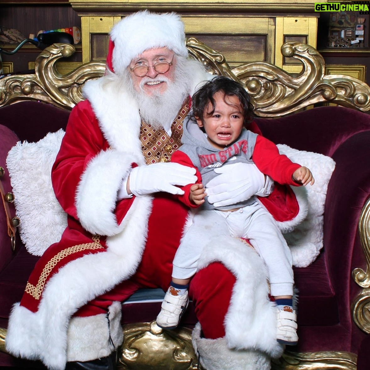 John Daub - 2K Likes - Classic! When a kid meets Santa at a shopping mall for the first time, it’s a little shocking — for ANY KID, not just one from Tokyo — and we think next year, he may be able to tell Santa what he really wants for Christmas. We don’t have mall Santas🎅 in Japan, but maybe we should! They charged $54 (¥7800) for digital 1Mb sized photos with 2-5x7 prints! It’s quite a good business for the “North Pole” but we support Santa and his helpers even if some need a lesson in customer service 😂 shout out to the Christmas Carolers! Felt like Christmas!!🎄#christmasspirit