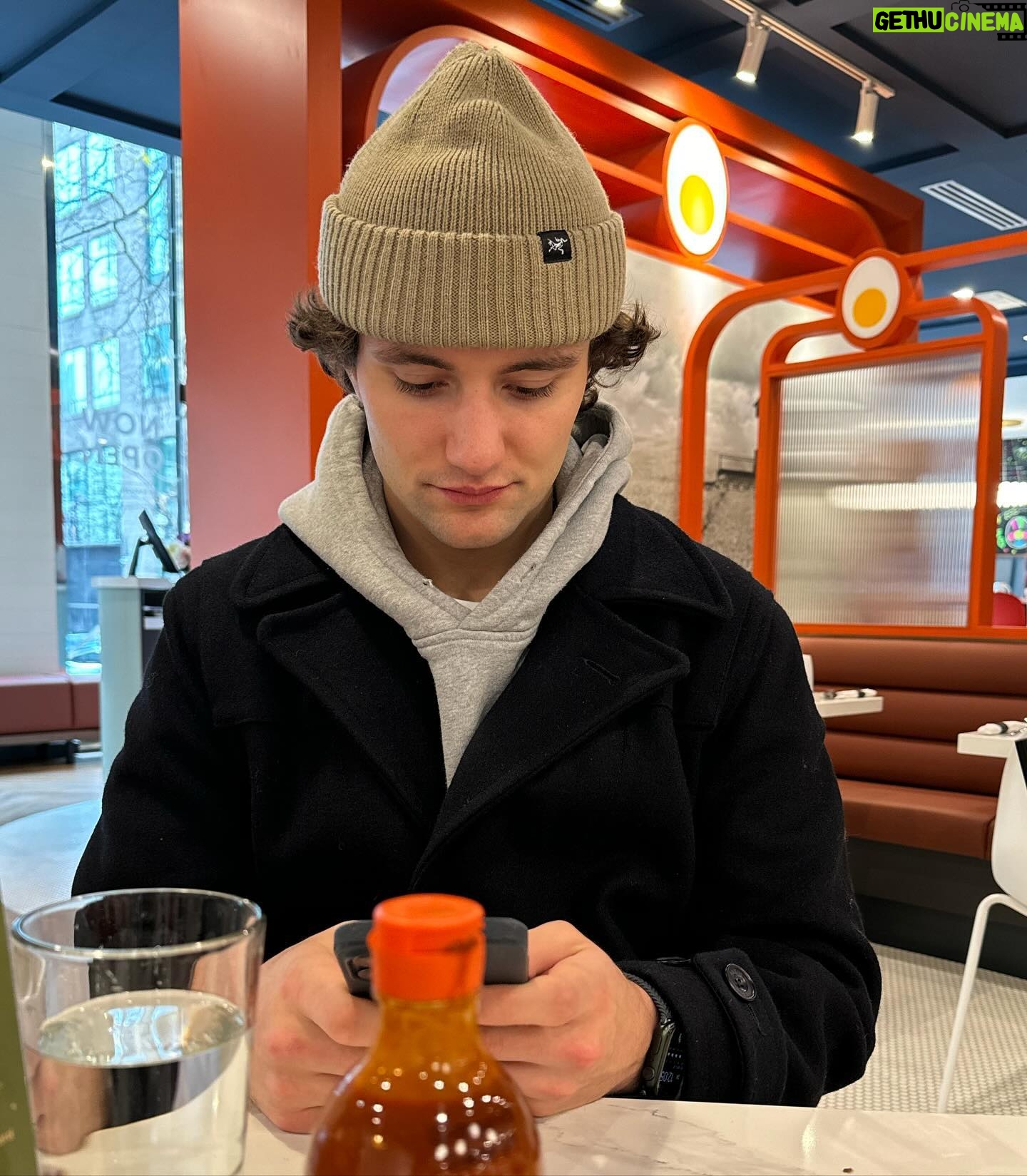John Harlan Kim - 3.5K Likes - Back at it. Iād like to thank me team. Phoebe and Sara. Adam. Handsome Pavun. Me Mum. The crew. The cast. Ontarioās own, Avril Lavigne. Toronto Winter for making me a man. Amazon and Sony. The incredibly efficient security team down at Pearson International airport.