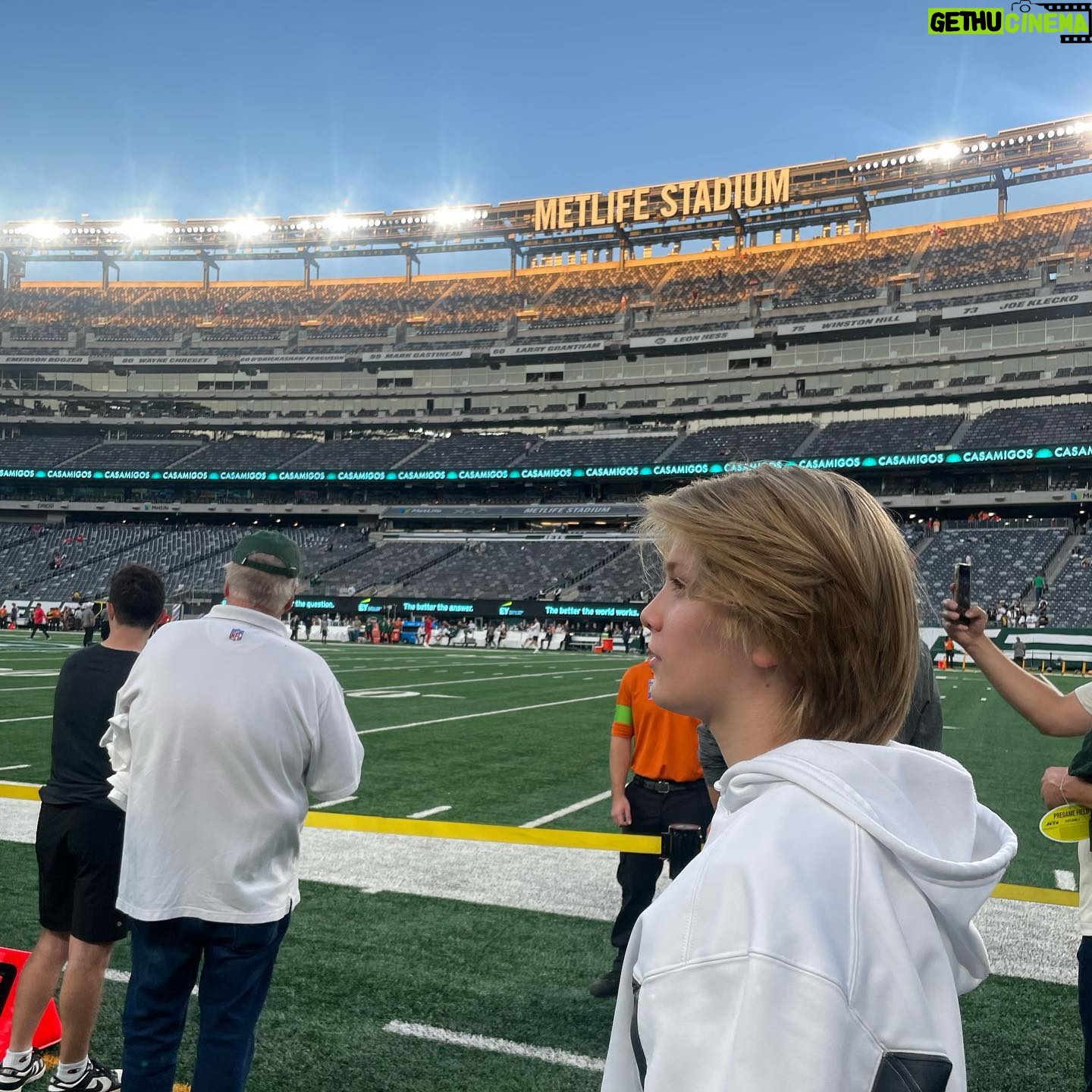 John Harlan Kim - 5.5K Likes - Time was had at the Taylor Swift game but I should have worn my red cardigan, just gonna have to shake it off, no time for a blank space or bad blood. Might have had 22 hot dogs but still made it to the getaway car after the game. Not sure how I feel about this love story with Mr. Kelce ācause Travis, you belong with me. Willow.
PS. Massive congrats and love to you, @matthew_butcher. I love you, brother!