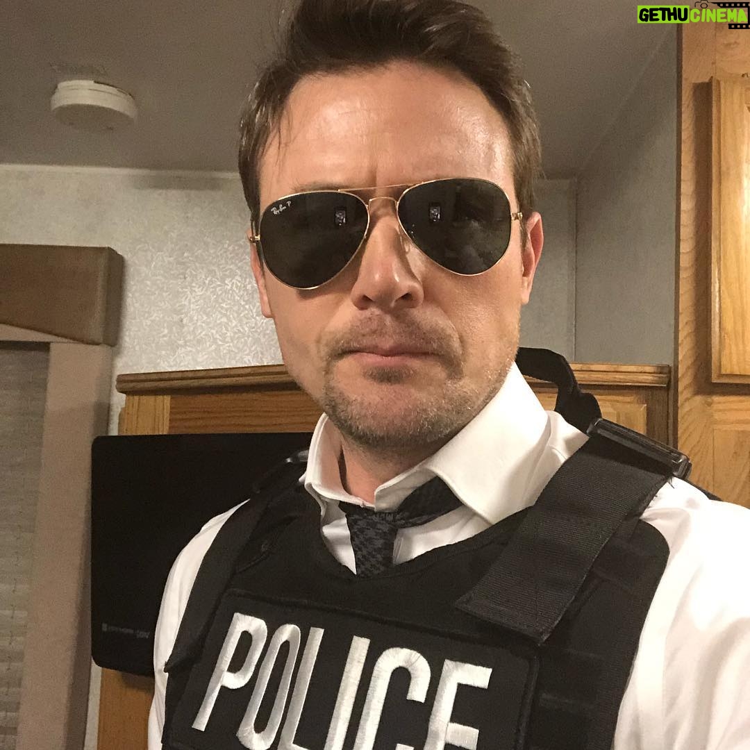 John Reardon - 3.2K Likes - Going to work with @thekevinhanchard #nightshoots #SWAT #badboys @hudsonandrex