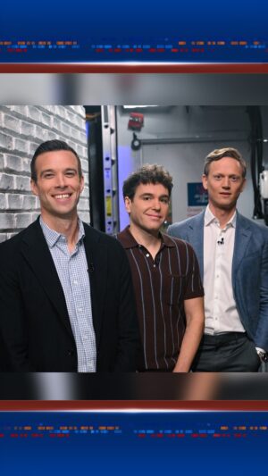 Jon Favreau Instagram - @podsaveamerica’s @jfavs and @tommyvietor made sure @jonlovett was up to speed on the news cycle upon returning from filming @survivorcbs. 

#Colbert