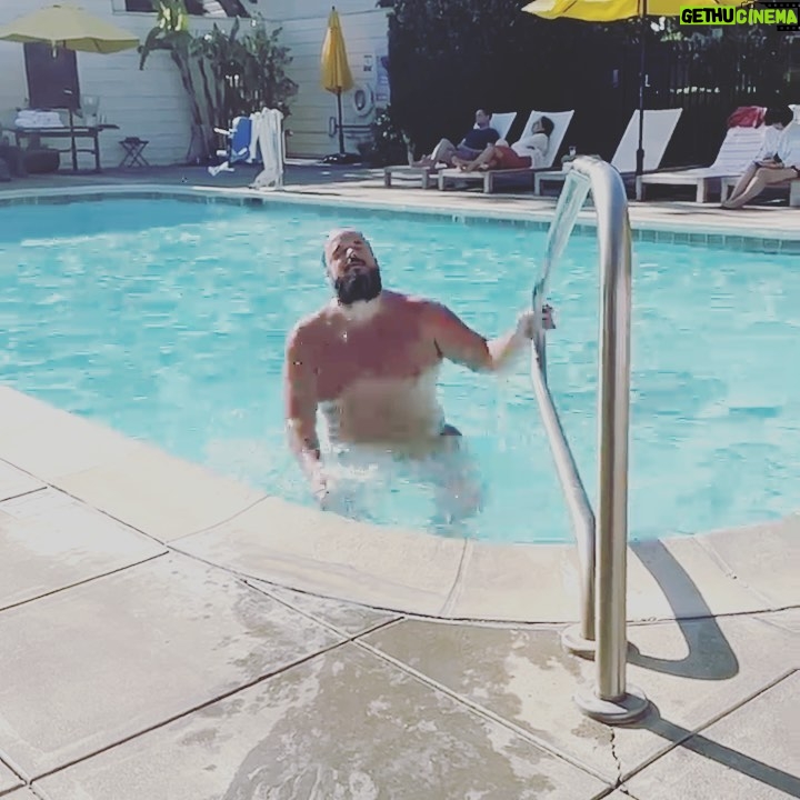 Jon Gabrus - 4.7K Likes - SKYS OUT THIGHS OUT
In honor of today’s #HighandMighty about speedos here’s me exiting the pool that @thesweetzerlife filmed. thanks to @sunga.life for making waist size 40 sungas.