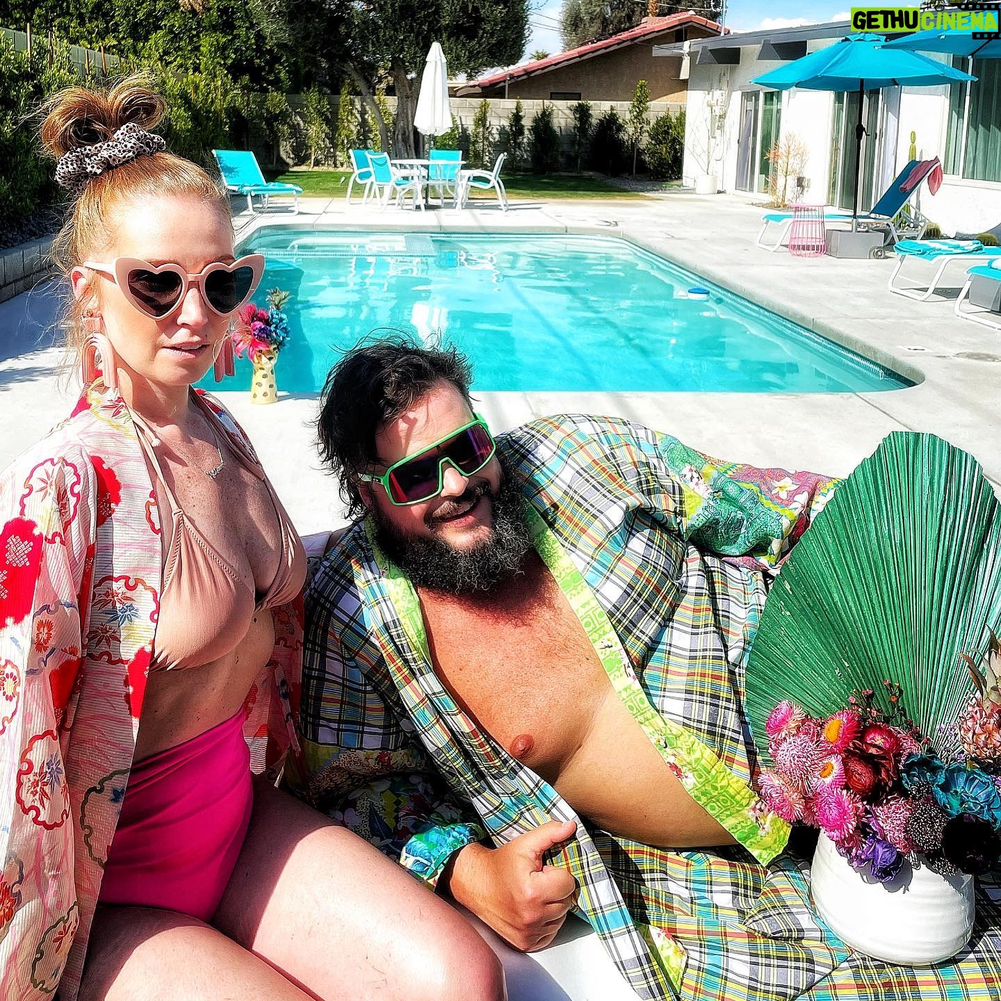 Jon Gabrus - 6.9K Likes - The freakend is upon us.
love,
your cool aunt and uncle
