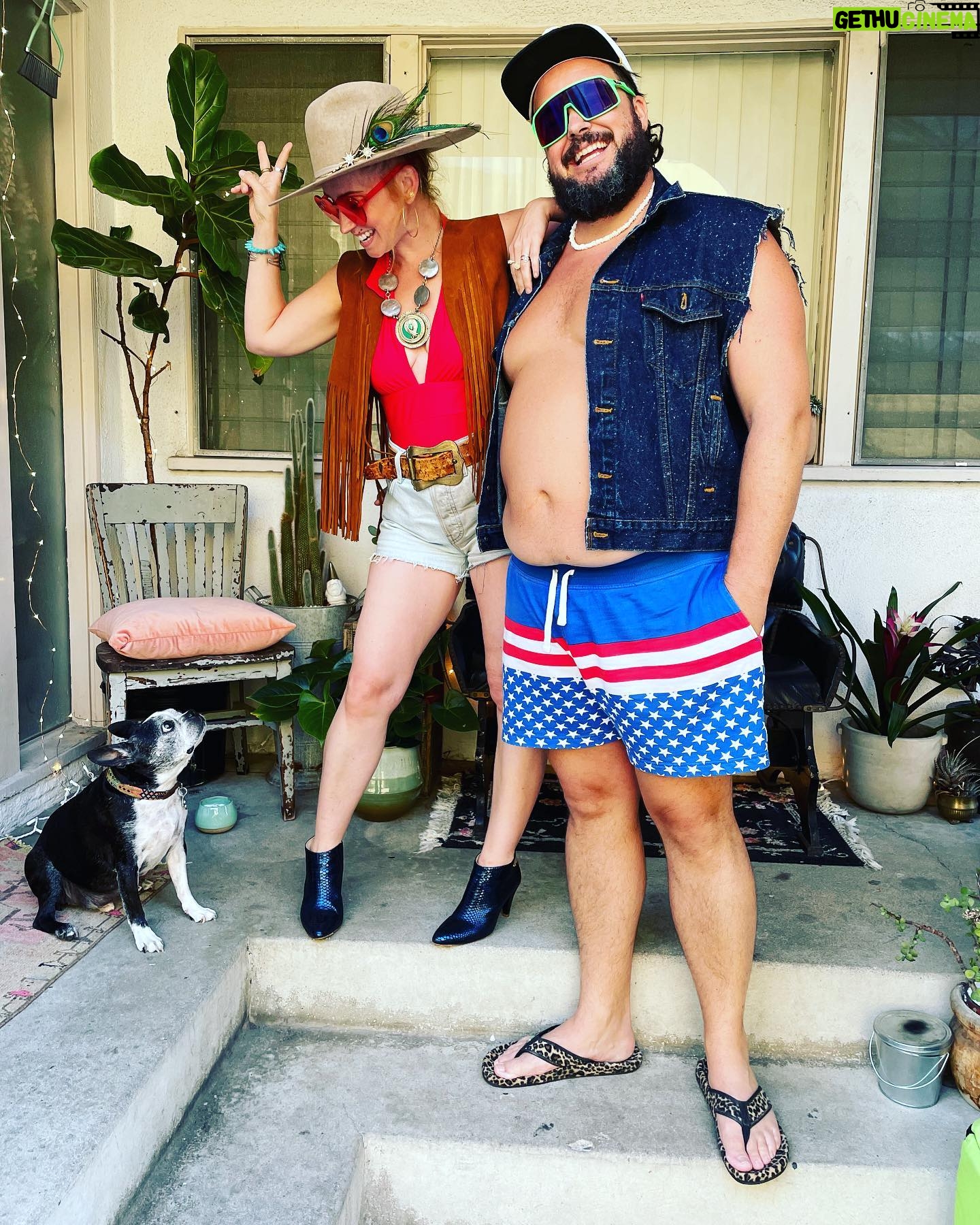 Jon Gabrus - 5.5K Likes - Happy Fourth from your cool aunt and uncle in LA. Available to come throw your children around in a pool anytime