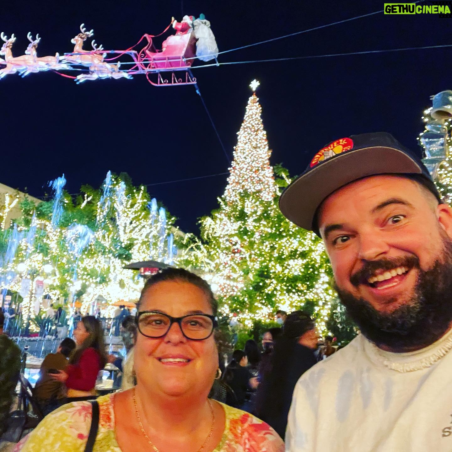 Jon Gabrus - 4.8K Likes - I guess even if you’re 39 you can still go to the mall with your mom to see Santa. Thanks for coming out Ma