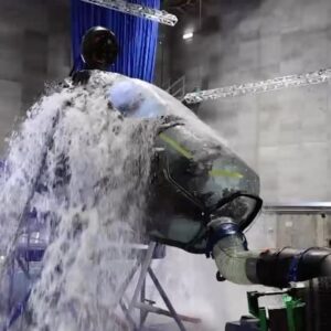Jon Landau Instagram - Testing the Mako Sub flooding. Garrett Warren et al. thank you for always prioritizing safety.