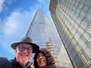 Jon Miller Instagram - SWIPE⬅️ 45 days until Giants pitchers and catchers report to #springtraining …so, what to do? We decided to go to London , which is dazzling during the holidays. 10 pics/vids (1-4)..We stayed at @thesavoylondon where they had it snow on the driveway each day between 5-7 pm! #letitsnow❄️ (5-6)..we stumbled upon a festive night of Christmas songs called “The West End Sings at Christmas” which featured many West End stars performing with the students of the West End MT school. SoundUp⬆️ #alliwantforchristmasisyou #westendlive (7-8)..Went to the #shardview at the top of the tallest building in Europe. Stunning views of the historic city! @towerbridge @thetoweroflondon #riverthamesview (9)..Wonderful night at 300-year old @stpaulscathedrallondon for The Prince’s Trust annual Christmas Concert. £500,000 was raised for underserved kids. A night to remember! #yaaasss @damejoannalumley #vanessaredgrave #stpaulscathedralchoir #goat🐐 (10)..The best part, sharing these special memories with our family. @moeleemiller @iamxtinamiller @xander_duke27 @sassyfist @misha_bonaventura @pugilistatrest