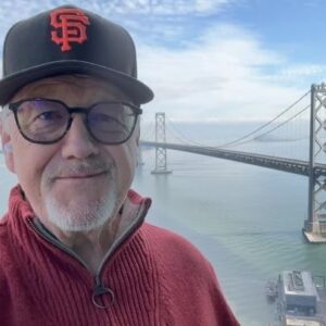 Jon Miller Instagram - Sound up⬆️ An IG Standup Selfie 🤳 Report: Fireworks over San Francisco Bay last night. Less than 90 days to go for Giants pitchers and catchers‼️⚾️🌵 #sfgiants #freeagents #ohtani #大谷 翔平 #おおたに しょうへい #yamamoto #山本 #codybellinger #blakesnell #leejunghoo #mattchapman #yayarea #fireworks💥 #fireworksshow #ooooh #aaaaaah #whoa