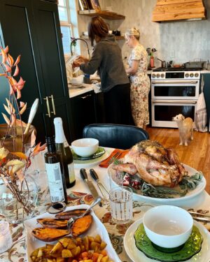 Jon Miller Instagram - SWIPE⬅️ 🙏Giving thanks for our family Thanksgiving in the Seattle area with… 1-4).Our son Alex and Christina, his wife.🦃 5-6). Also spent time with our nephew Mason and Molly, his wife, plus their baby Axton.🦃 7-8). Additionally, a beautiful dinner w/ Melana Yanos (whom I have known since she was an infant) and Joseph, her fiancé.🦃 9-10). Finally, we flew back to SF, glided right over downtown and Oracle Park! 🦃 A lot of laughs, so much love, so many blessings! #gratefuleveryday 🙏