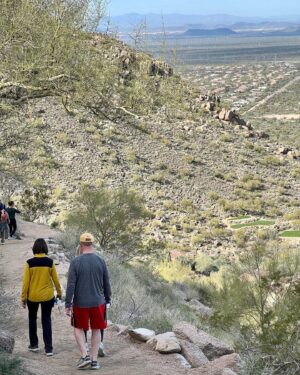 Jon Miller Instagram - SWIPE⬅️ 🌵⚾️ #sfgiants #springtraining Hiking on a day off. Back on the radio tomorrow @giants v @dodgers 12:05p, PST on @knbr and the Giants Radio Network. #pinnaclepeak #dodgers #hikingdog #hikingadventure #yaaasss ⚾️🌵