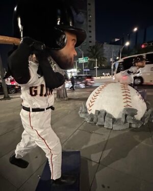 Jon Miller Instagram - SWIPE⬅️ The #sfgiants v #sdpadres in Mexico City today, 1st pitch at 3:05p, PDT. The first MLB regular season game in #mexicocity🇲🇽 . #yaaasss #superchill #yayarea 
I discovered life size bobble head installations of Giants and Padres players promoting the 2 game series all over the city. #knbr #nbcsportsbayarea ⚾️(shot w/ my iPhone 14 Pro Max in Mexico City while traveling on the subway, @metro_esca yesterday).⚾️************************************************************* @banorte_mx @hyattregencymexico @hyattregency @sfgiants @padres @mlbmexico @sfgigantes @vhon.taco