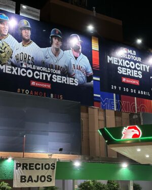 Jon Miller Instagram - SWIPE⬅️ The #sfgiants v #sdpadres in Mexico City today, 1st pitch at 3:05p, PDT. The first MLB regular season game in #mexicocity🇲🇽 . #yaaasss #superchill #yayarea 
I discovered life size bobble head installations of Giants and Padres players promoting the 2 game series all over the city. #knbr #nbcsportsbayarea ⚾️(shot w/ my iPhone 14 Pro Max in Mexico City while traveling on the subway, @metro_esca yesterday).⚾️************************************************************* @banorte_mx @hyattregencymexico @hyattregency @sfgiants @padres @mlbmexico @sfgigantes @vhon.taco