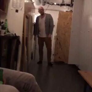 Jonatan Unge Instagram - Peptalk inför SEMSTs gig i Jönkan.