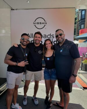 Jonathan Bennett Instagram - Market Days Moments with @nissanusa today in Chicago. So proud to be a #NissanPartner because in a year where a lot of others put Pride in the backseat, Nissan has continuously shown up for our LGBTQ  community, sponsoring events all year long, and truly showing yet again what it means to be #partnersofprogress. I had so much fun meeting you all today at our activation and at the Nissan Partners of Progress Stage. #Nissan #MarketDays