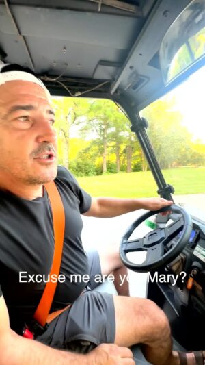 Jonathan Knight Instagram - Thank you @parisvisone for directing and editing this fun episode of golf cart chronicles, question and answer edition!