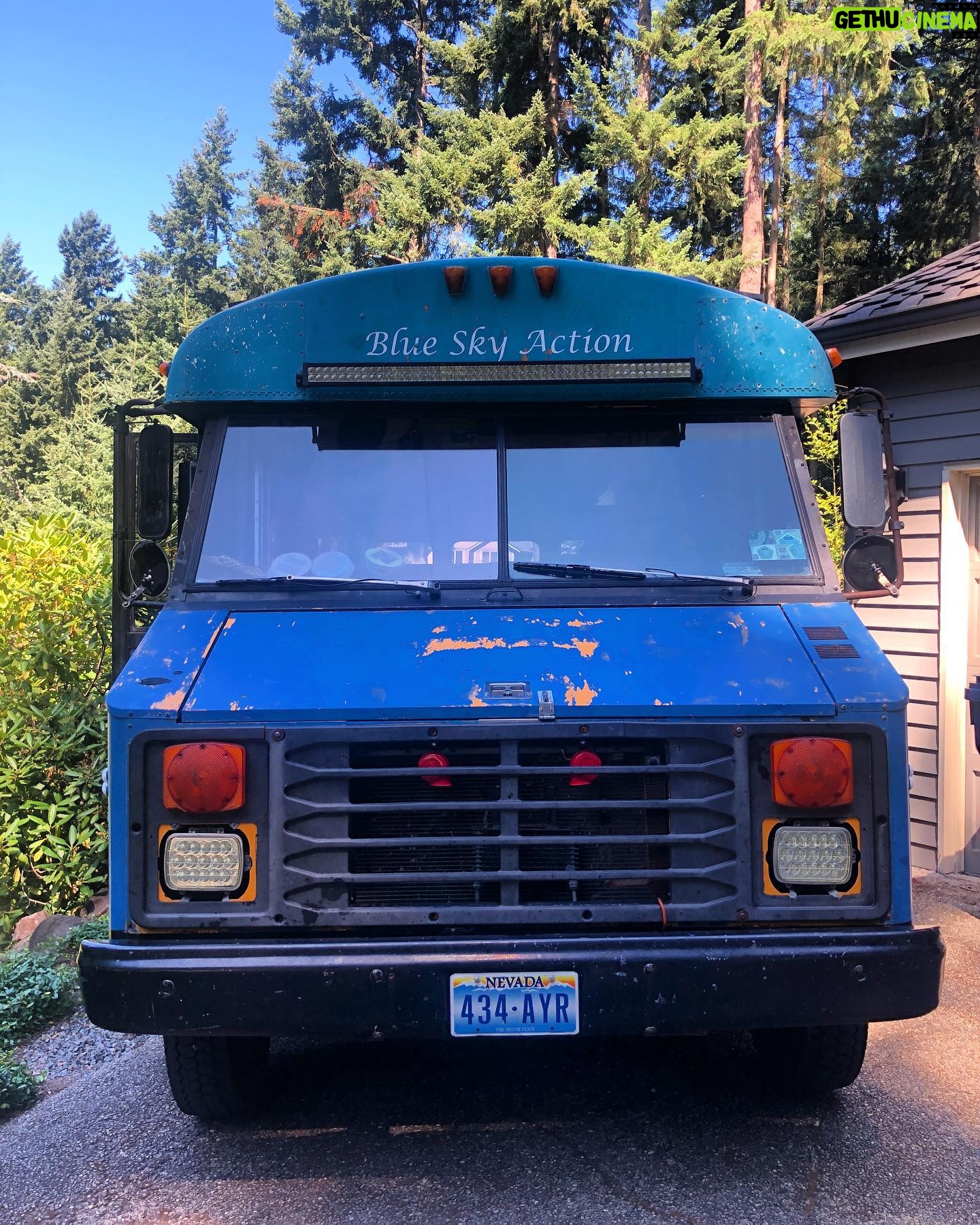 Jono Grant - 2.2K Likes - Ready for some blue sky action at #TheGorge #ABGTW #abgtweekender #CoolBus